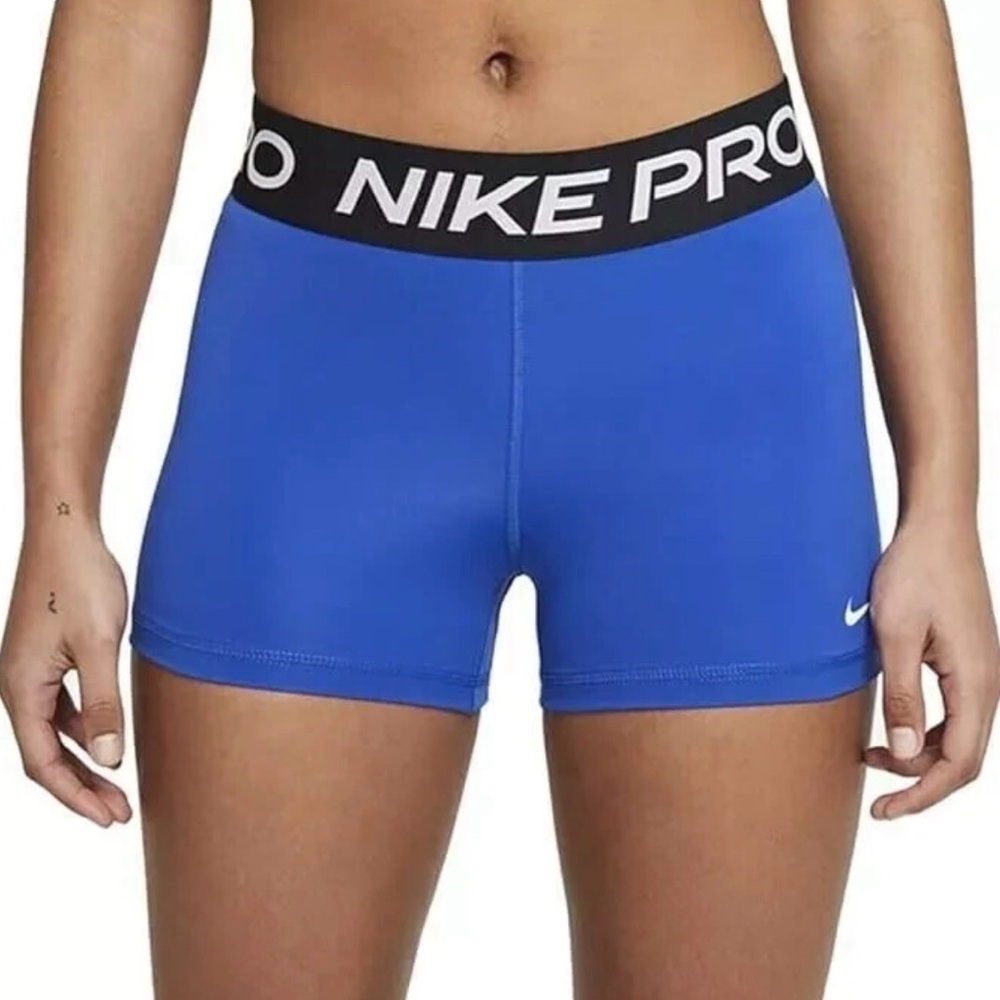 Nike pro shorts size medium